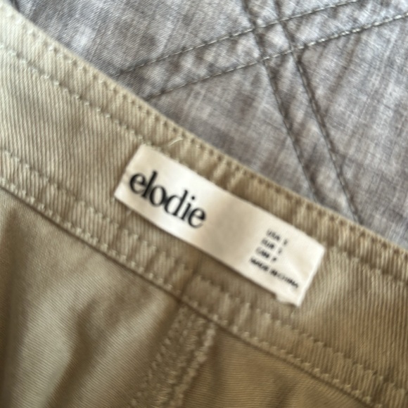 Women’s High Waisted Cargo Pants - Picture 3 of 7